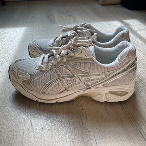 ASICS GT-2160 Sneakers Oatmeal Simply Taupe Women's Size 6.5/Men's Size 5